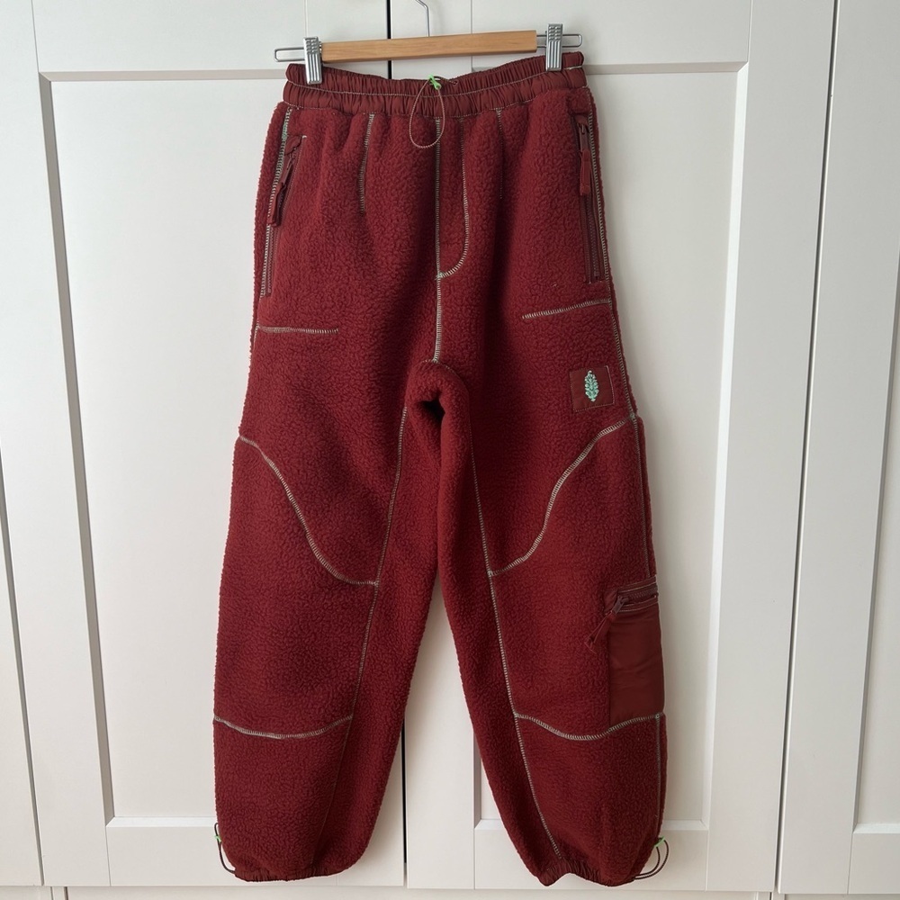 Free People Hit the Slopes Cargo Pants Oxblood XS - Picture 3 of 10